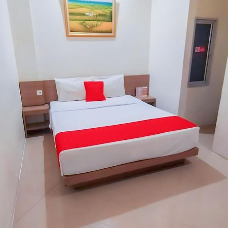 Hotel Domino Palembang Eksteriør billede