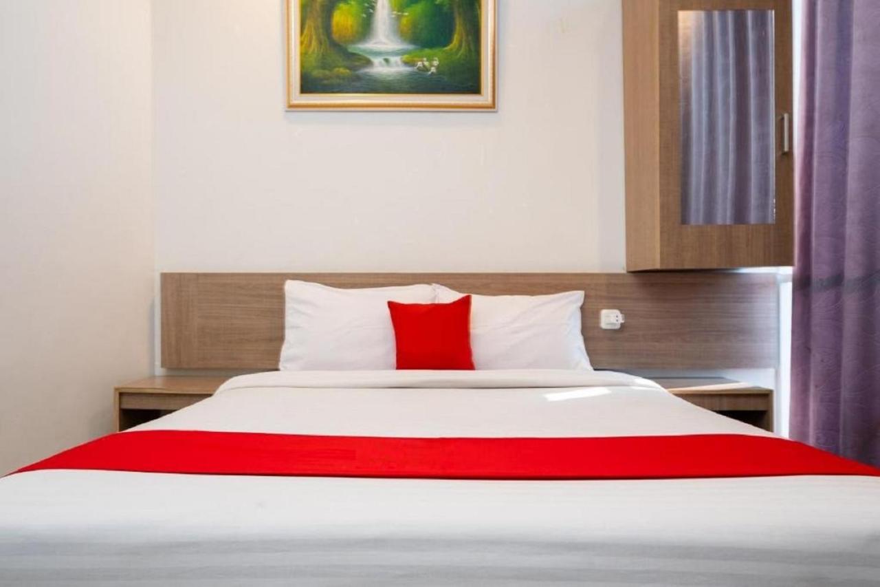Hotel Domino Palembang Eksteriør billede