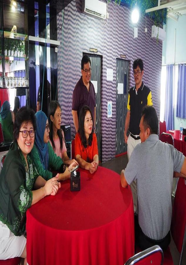 Hotel Domino Palembang Eksteriør billede