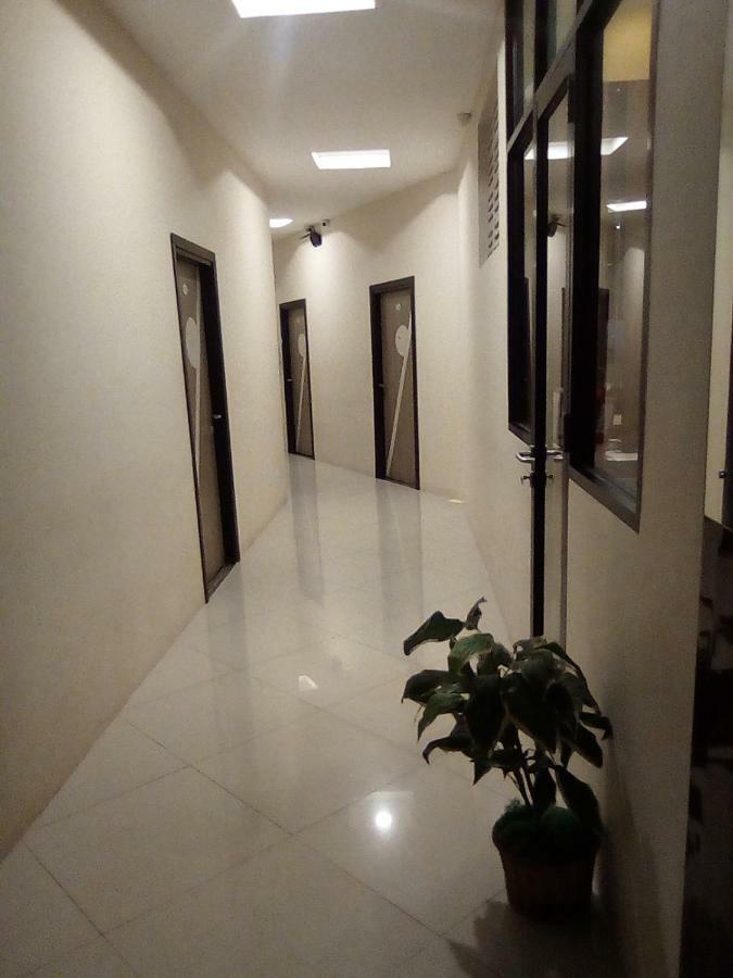 Hotel Domino Palembang Eksteriør billede