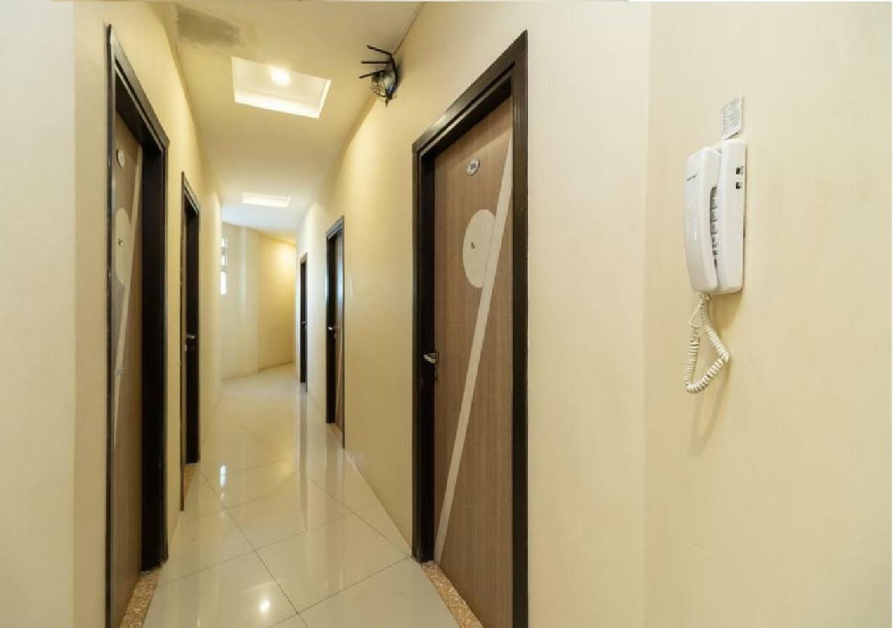 Hotel Domino Palembang Eksteriør billede